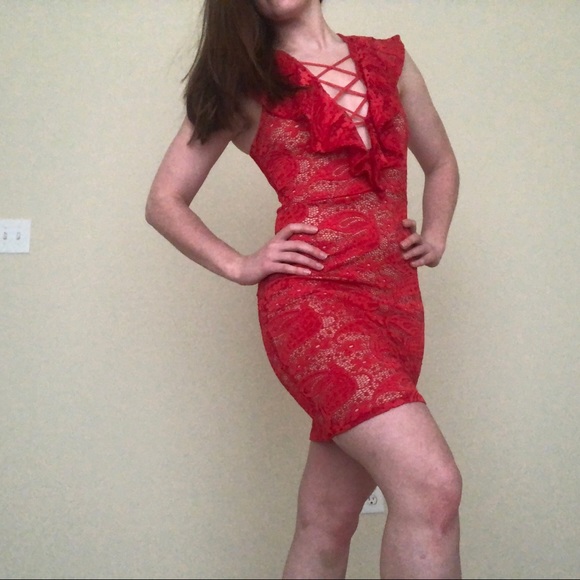 RED HOT DRESS! small lace tight 🔥 - Picture 4 of 11